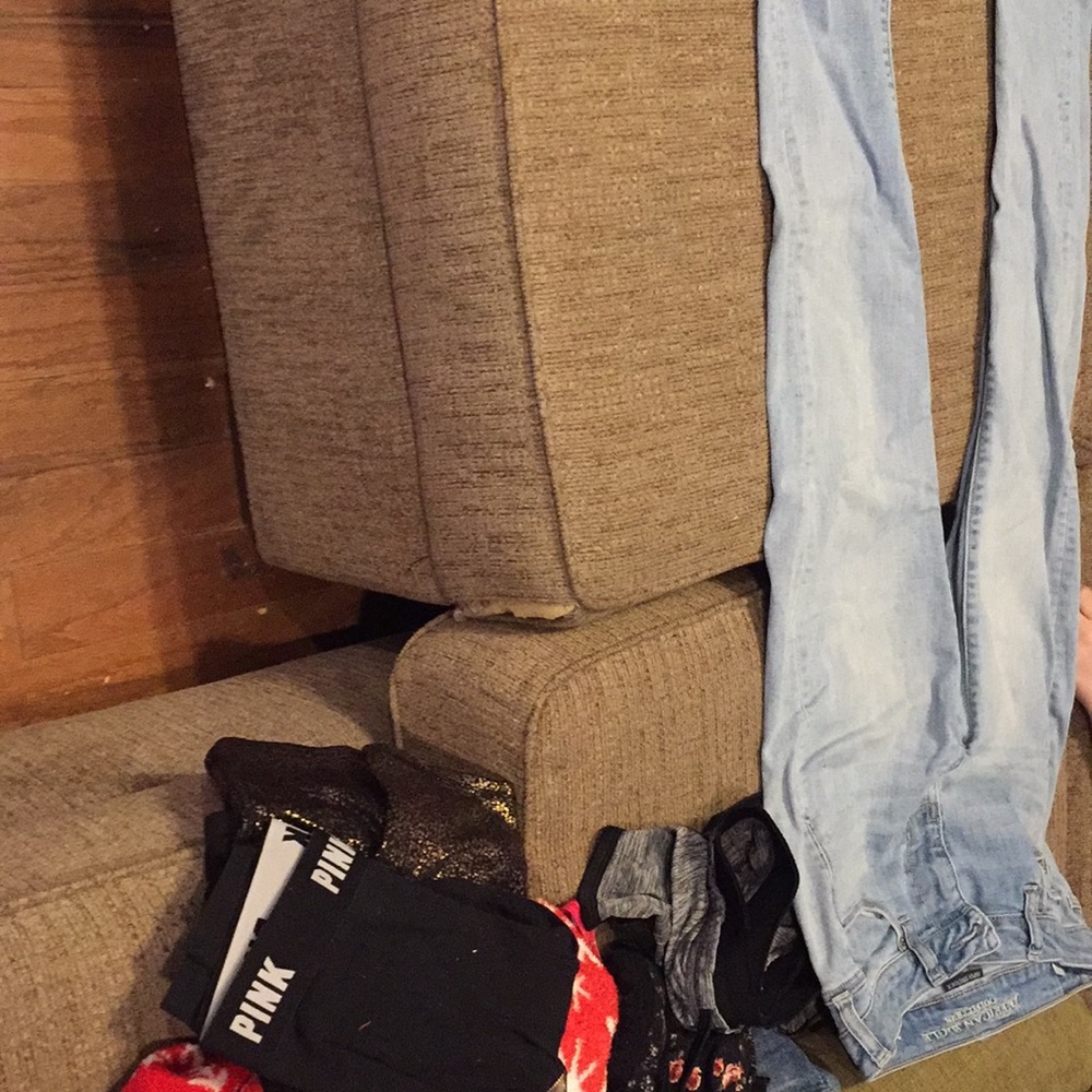 Jenas - Picture 2 of 2